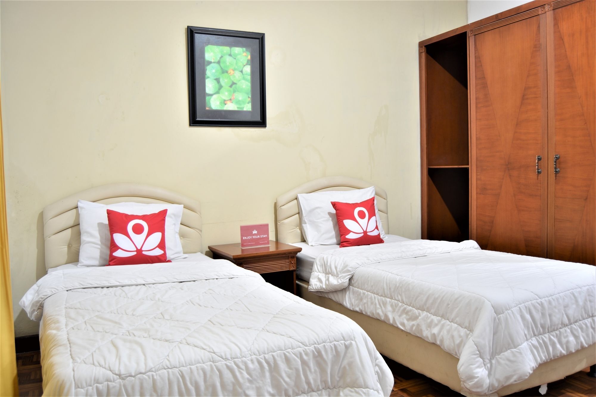 Zen Rooms Basic Cipanas Km.78 Exterior foto
