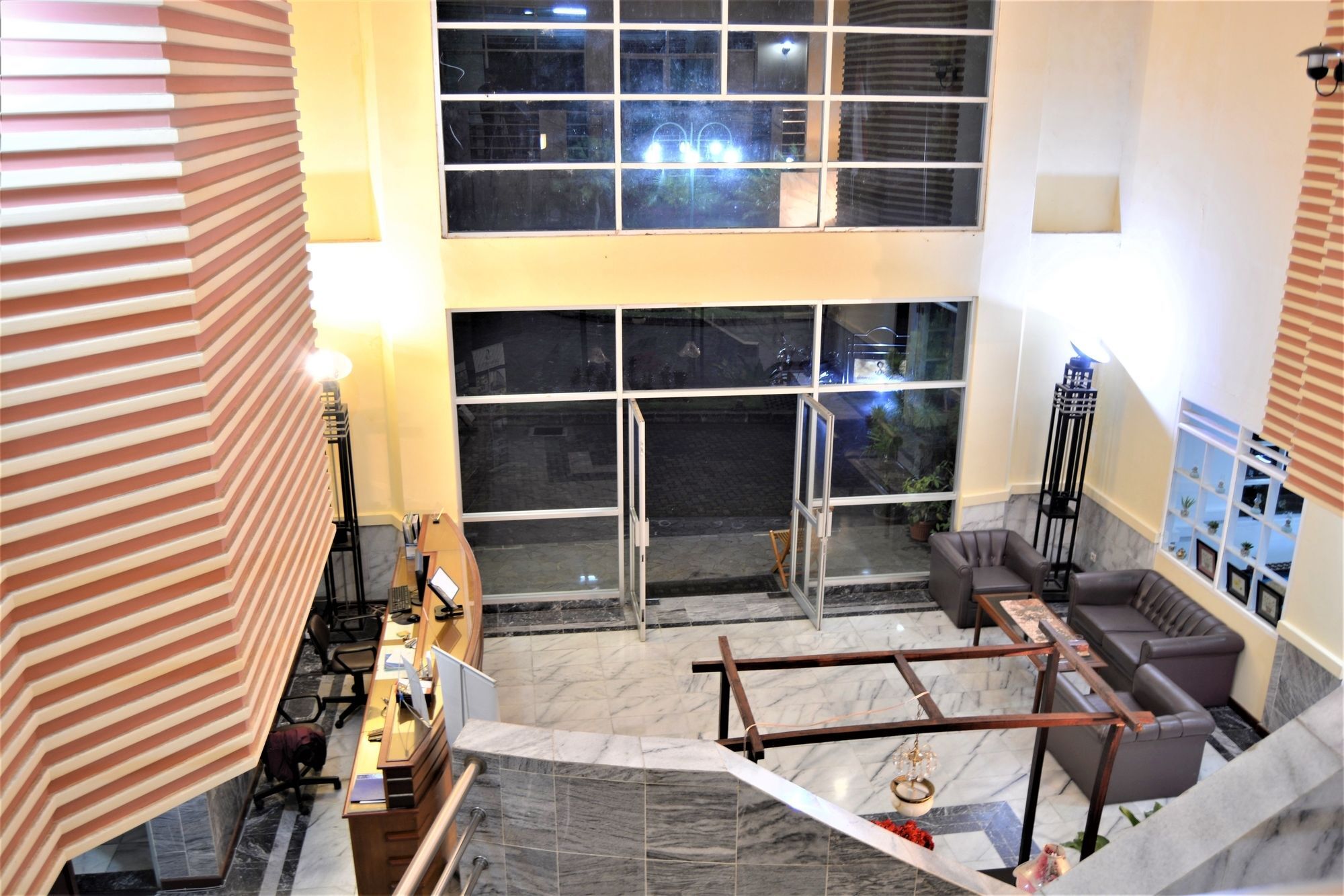 Zen Rooms Basic Cipanas Km.78 Exterior foto