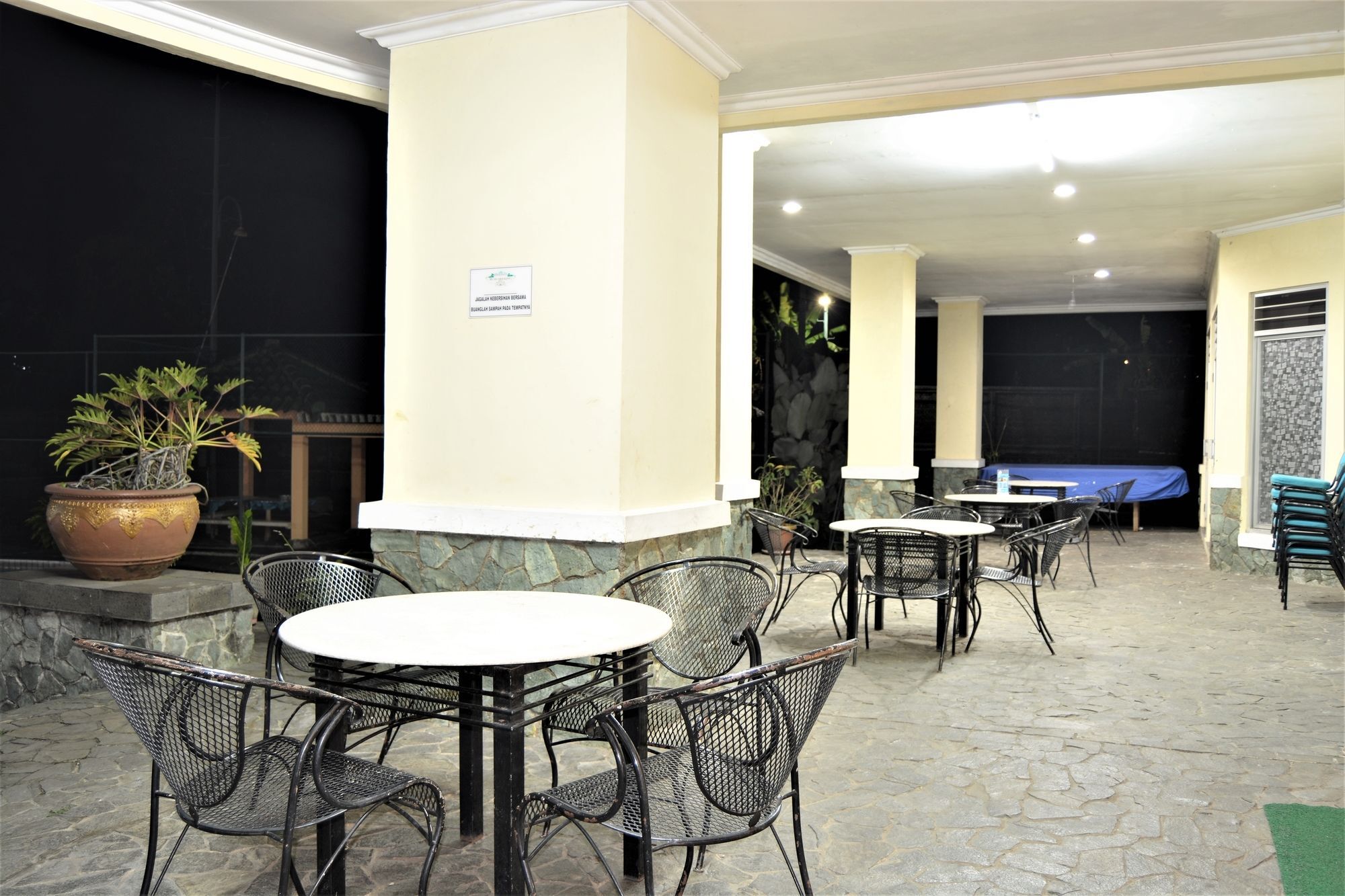Zen Rooms Basic Cipanas Km.78 Exterior foto